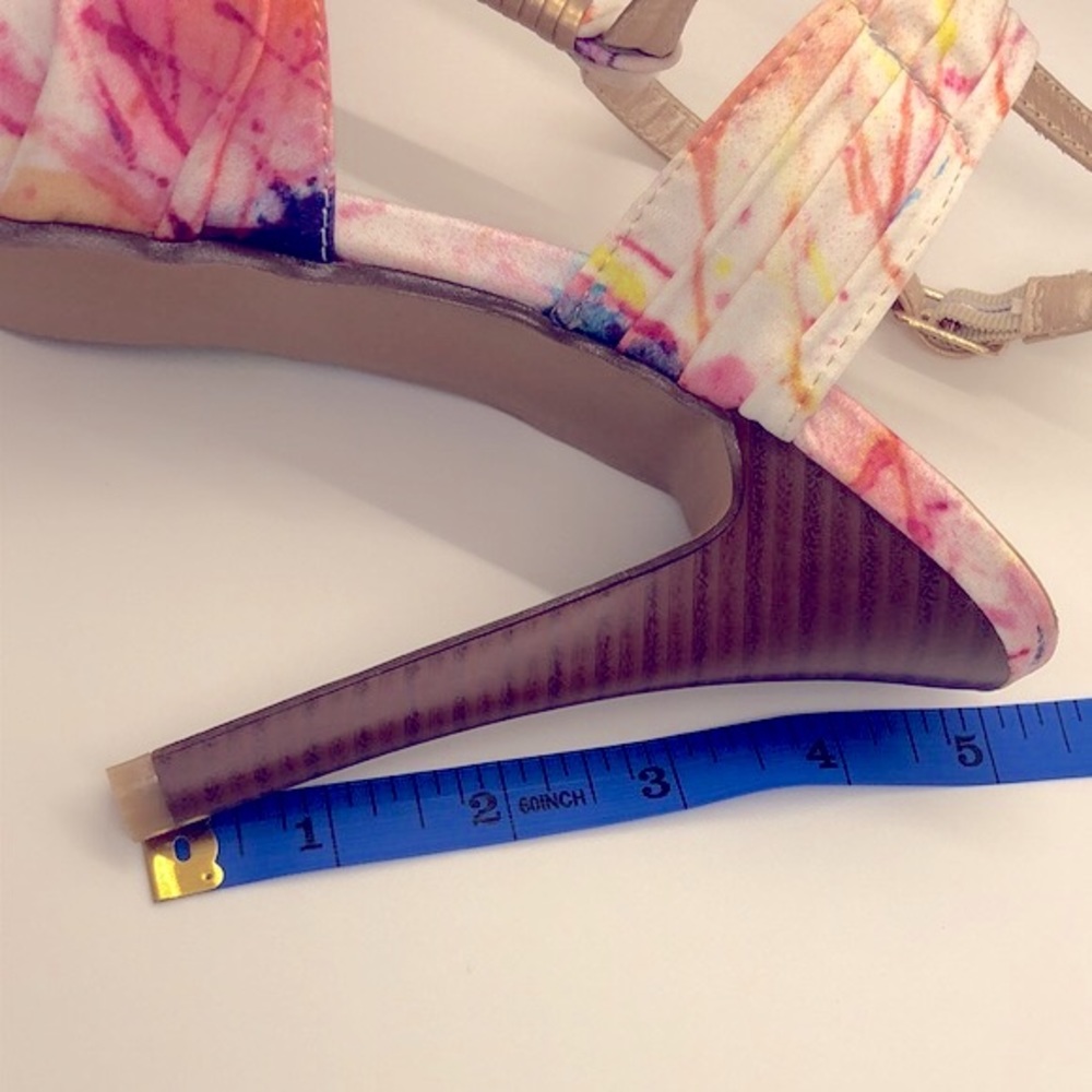 Gorgeous Multi-Color Heels - Picture 15 of 15